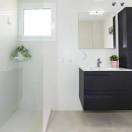 In With Stunning Sea Views Lejlighed