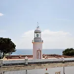 In With Stunning Sea Views