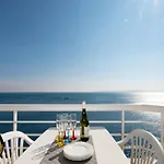 In With Stunning Sea Views * Rosas