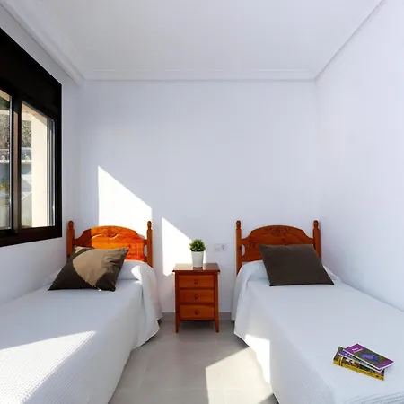 Beautiful 2-bedroom For 5 People